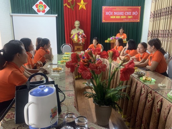 TRƯỜNG MẦM NON ĐỨC DŨNG LONG TRỌNG TỔ CHỨC HỘI NGHỊ CHI BỘ NĂM HỌC 2020-2021