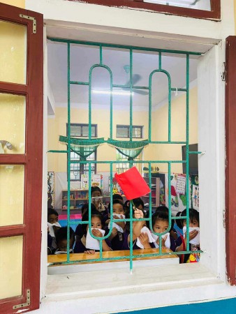 Khi gặp hoả hoạn các con sẽ làm gì???