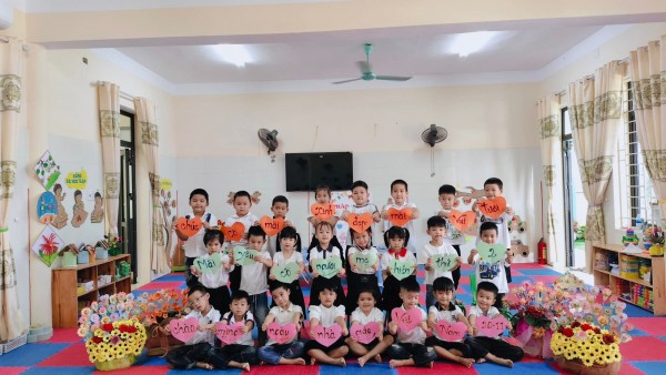 Những dấu ấn đẹp đẽ, ngập tràn yêu thương của các con ❤️❤️❤️