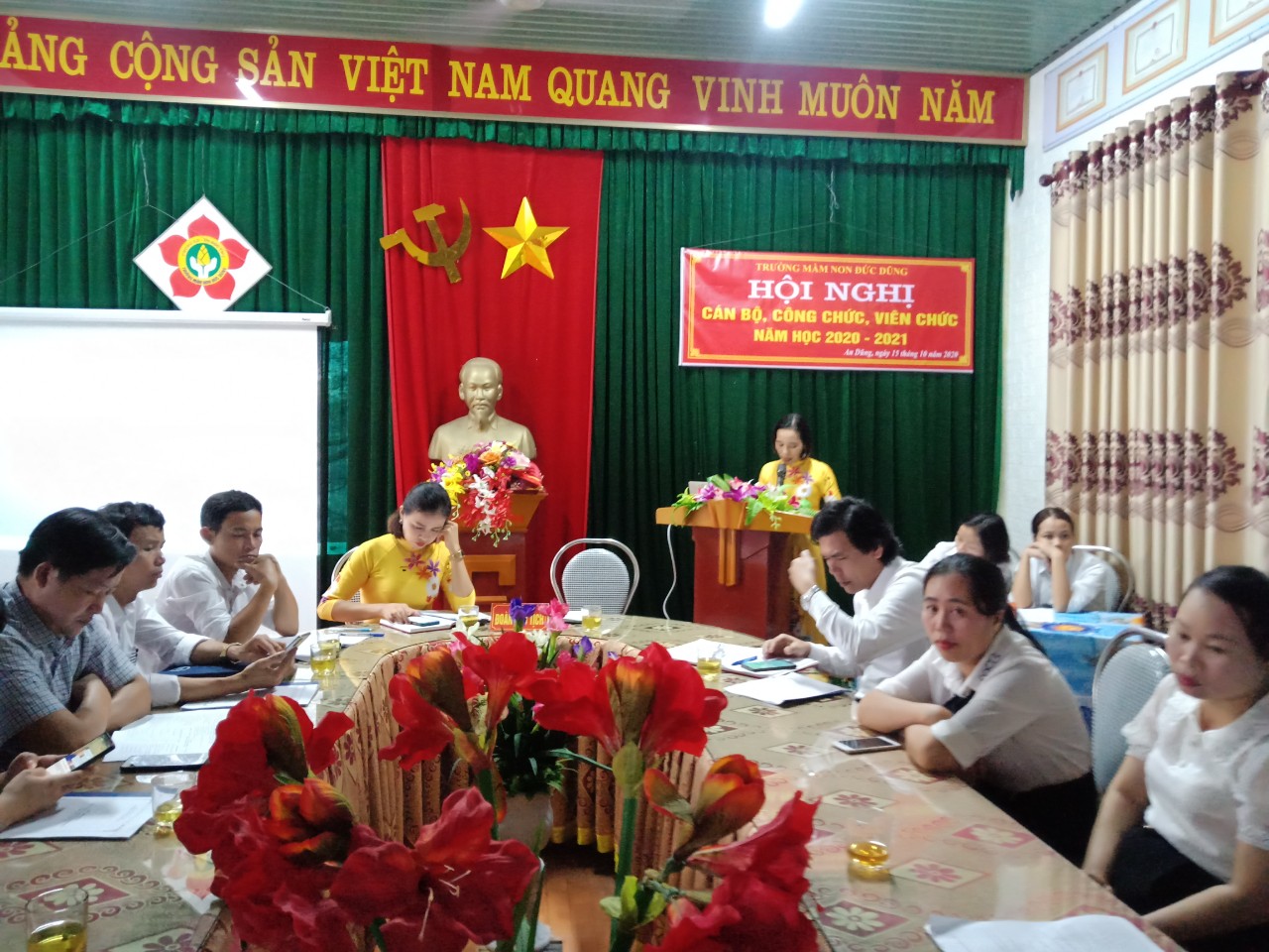 z2128671588912 8f7f227c494305140b2a2d876f8e8e8e